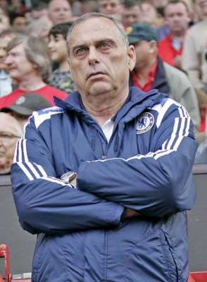 المدرب الصهيوني أفرام جرانت