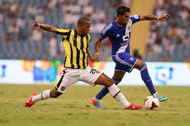 لقطة من مباراة الاتحاد والهلال