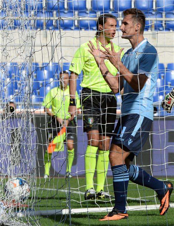 كلوزه مهاجم لاتسيو 