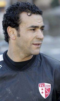  عصام الحضري