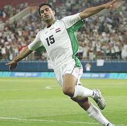 لاعب الأهلى طرابلس العراقى مهدى كريم