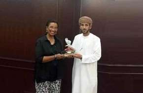 الشيخ سلطان الحوسني مع الشيخة نعيمة الاحمد