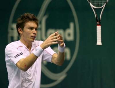 الفرنسي نيكولاس ماهوت