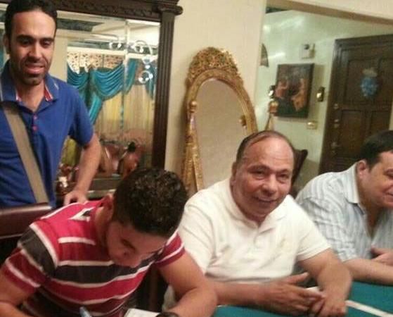 زيكا يوقع للدراويش