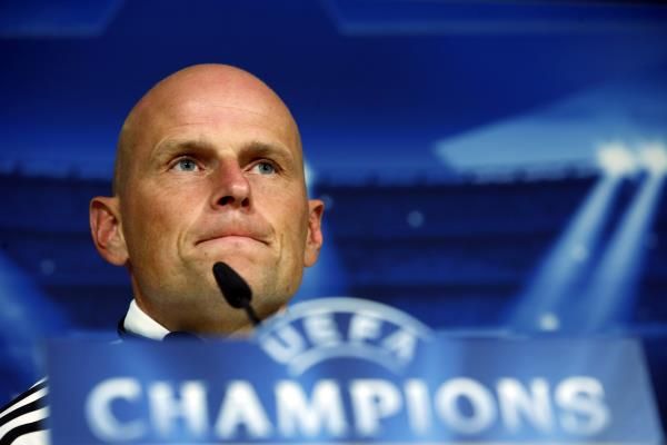 2013-10-01t172301z_2025977798_gm1e9a203qz01_rtrmadp_3_soccer-champions_reuters