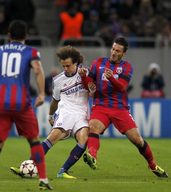 2013-10-01t191859z_887051898_lr1e9a11hnd3d_rtrmadp_3_soccer-champions_reuters