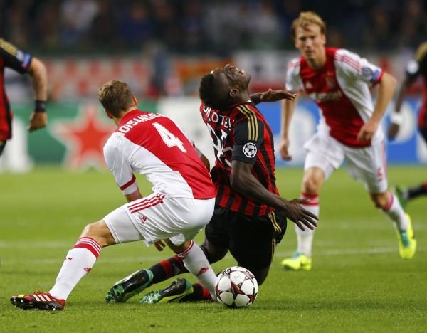 2013-10-01t200959z_1876264787_lr1e9a11k0c6i_rtrmadp_3_soccer-champions_reuters