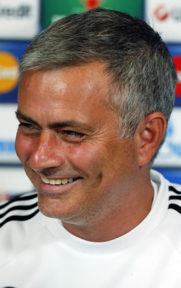 2013-09-17t132132z_1626445987_gm1e99h1n7q01_rtrmadp_3_soccer-champions_reuters