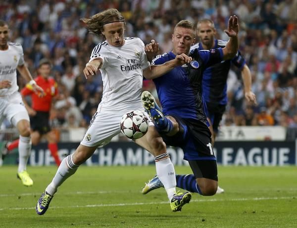 2013-10-02t194830z_774383049_lr1e9a21j0kgb_rtrmadp_3_soccer-champions_reuters