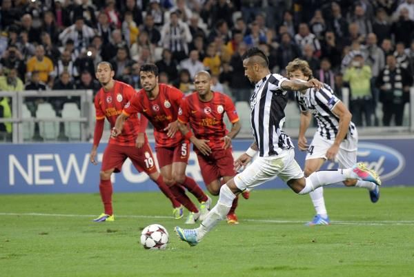 2013-10-02t203409z_1449995888_gm1e9a30cm301_rtrmadp_3_soccer-champions_reuters