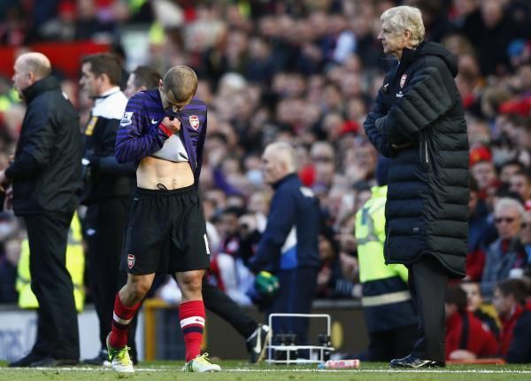 2012-11-03t142523z_1047796342_gm1e8b31q7u01_rtrmadp_3_soccer-england_reuters
