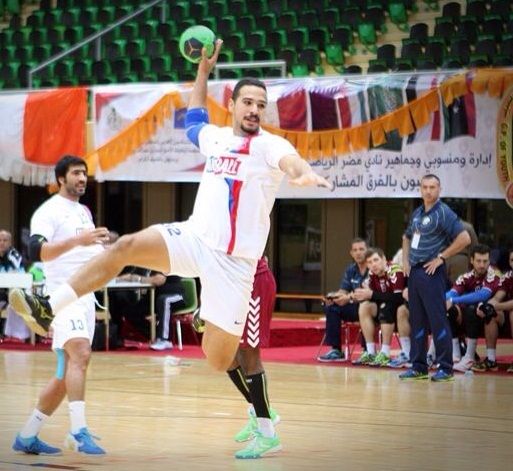 عبدالرحمن البالول لاعب يد الكويت تعرض للايقاف حتى نهاية البطولة العربية
