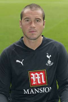 الحـارس الإنجـلـيـزي بـول روبـنـســون