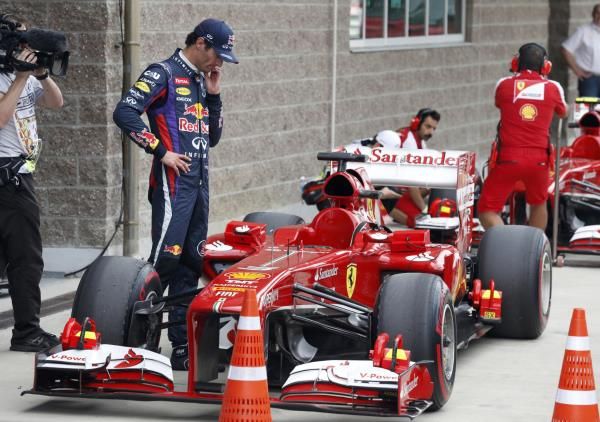 2013-10-05t064958z_1326411428_sr1e9a50iys76_rtrmadp_3_motor-racing-prix_reuters