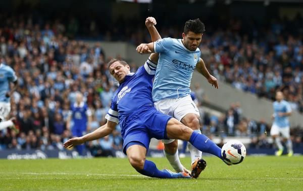 2013-10-05t130006z_1493021184_lm1e9a5102801_rtrmadp_3_soccer-england_reuters