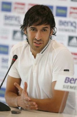 قائد الفريق الملكي راؤول جونزاليس 