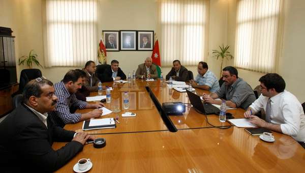 جانب من اجتماع لجنة المسابقات اليوم