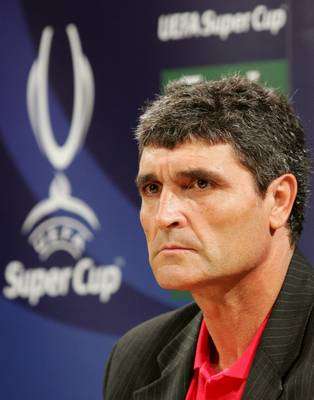 خـوانــدي رامــوس - المدير الفني لفريق إشبيلية -