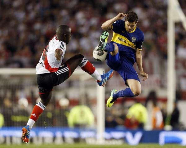 2013-10-07t061316z_1729733525_gm1e9a70myh01_rtrmadp_3_soccer-argentina_reuters