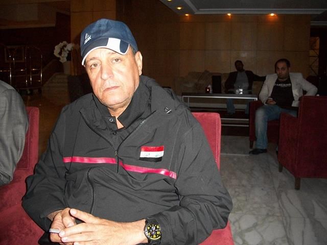شاكر في مقر إقامة البعثة العراقية في بيروت 
