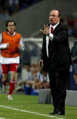 رافـــايـيـل بـيـنـيـتـيـز