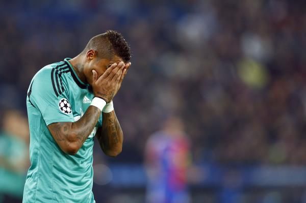 2013-10-01t191925z_344590210_lr1e9a11ho33f_rtrmadp_3_soccer-champions_reuters