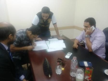 لحظة توقيع أحمد علي لنادي الزمالك