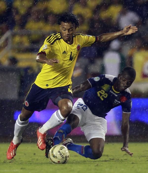 2013-09-07t000246z_237979738_gm1e9970m7101_rtrmadp_3_soccer-world_reuters