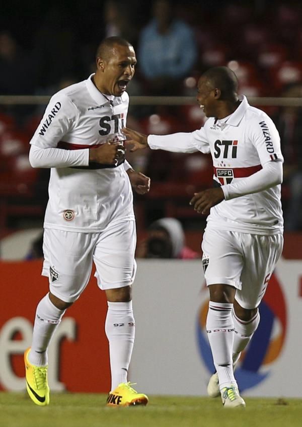 2013-09-27t012842z_98269689_gm1e99r0q6n01_rtrmadp_3_soccer-latam-sudamericana_reuters