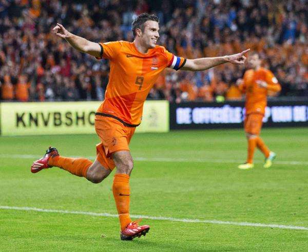 2013-10-11t195328z_396258351_gm1e9ac0aog01_rtrmadp_3_soccer-world_reuters