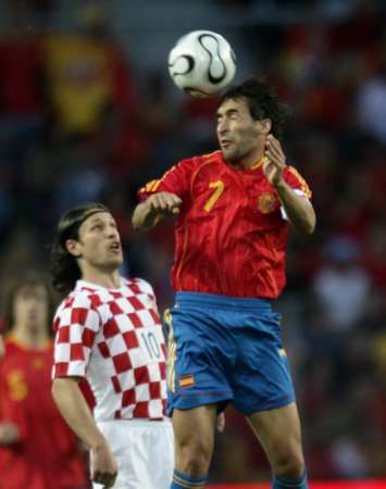 2006-06-07t192850z_01_gen04_rtridsp_2_sport-soccer-world-spain