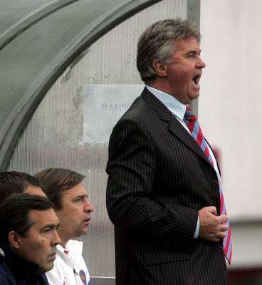 الهولنـدي غـوس هـيـديـنــك