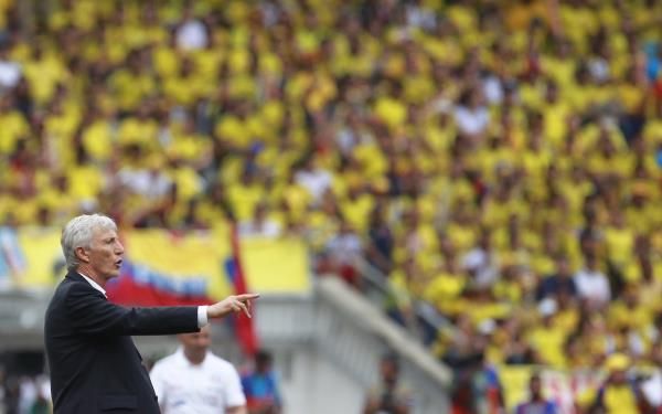 2013-10-11t214815z_1317522662_gm1e9ac0fzx01_rtrmadp_3_soccer-world_reuters