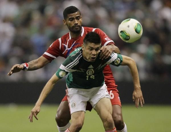 2013-10-12t021603z_1118416403_gm1e9ac0sfw01_rtrmadp_3_soccer-world_reuters