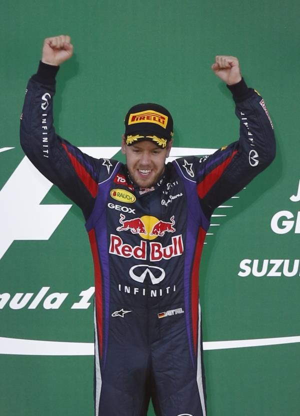 2013-10-13t080542z_120702987_sr1e9ad0mhc2t_rtrmadp_3_motor-racing-prix_reuters