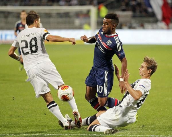 2013-10-03t191409z_226839157_gm1e9a408vo01_rtrmadp_3_soccer-europa_reuters