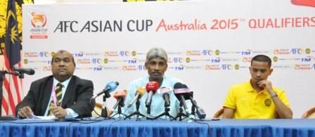 راجاغوبال وشفيق في المؤتمر الصحفي 