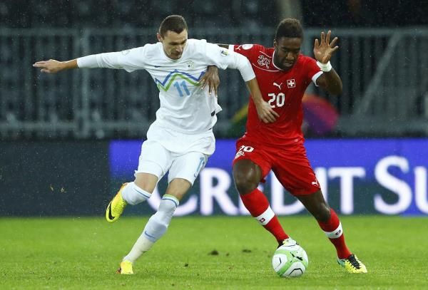 2013-10-15t185844z_735181816_lr2e9af1gpm3l_rtrmadp_3_soccer-world_reuters