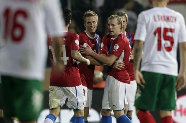 2013-10-15t195447z_365124922_gm1e9ag0arn01_rtrmadp_3_soccer-world_reuters