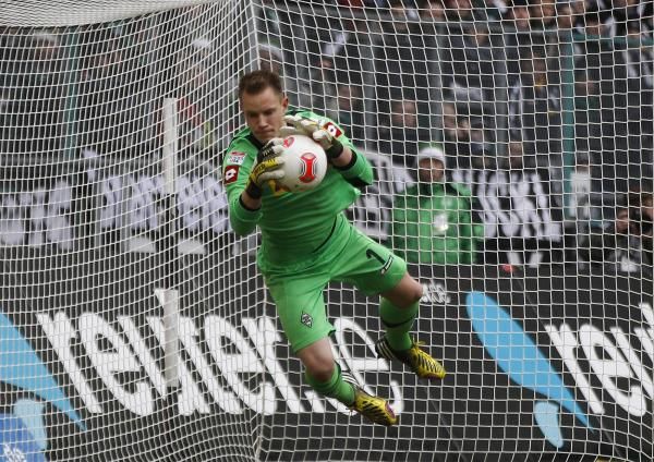 2013-02-24t154840z_1226855829_bm2e92o1an901_rtrmadp_3_soccer-germany_reuters
