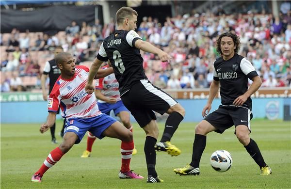 ياسين ابراهيمي "إلى اليسار"