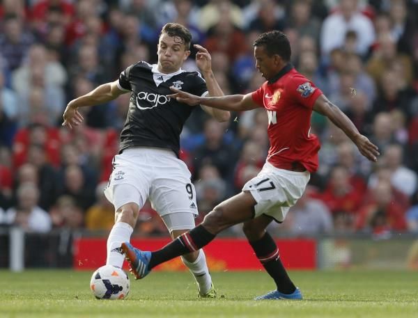 2013-10-19t145934z_588932900_gm1e9aj1rt901_rtrmadp_3_soccer-england_reuters