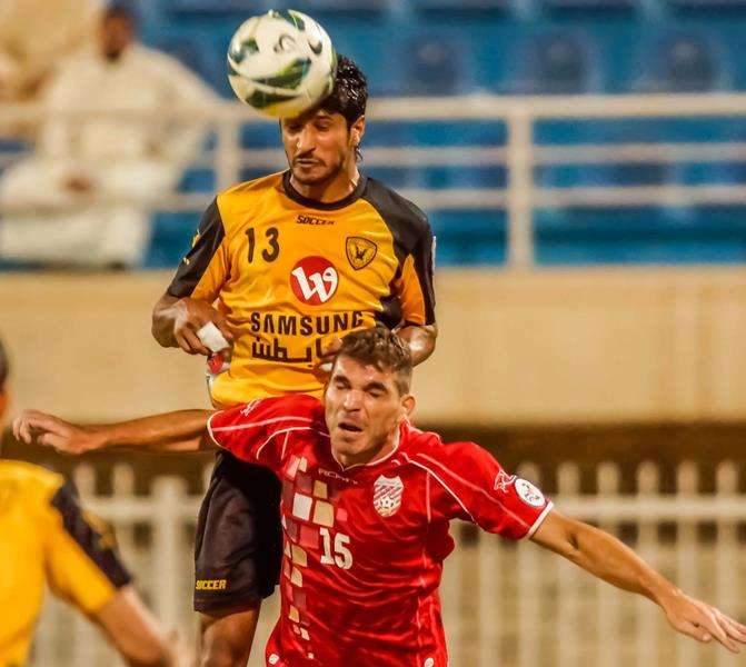 مساعد ندا مدافع القادسية شارك في الهجوم امام الصليبخات لتعويض الغيابات