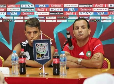 الادريسي خلال الموتمر الصحفي