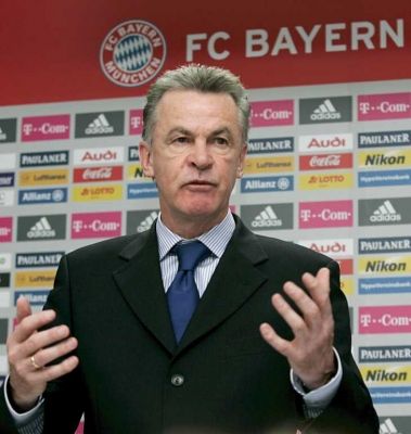 أوتمار هيتزفيلد المدير الفني لفريق بايرن ميونيخ 