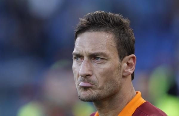 2013-05-26t181807z_1904313878_gm1e95r06br01_rtrmadp_3_soccer-italy_reuters