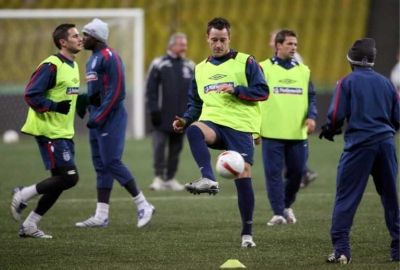 جون تيري في تدريبات المنتخب الإنجليزي اليوم