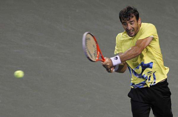 2013-10-04t040916z_1885796272_gm1e9a40xo101_rtrmadp_3_tennis-men-tokyo_reuters