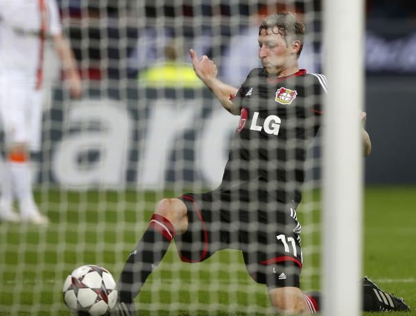 كيسلينج يسدد الكرة في الشباك