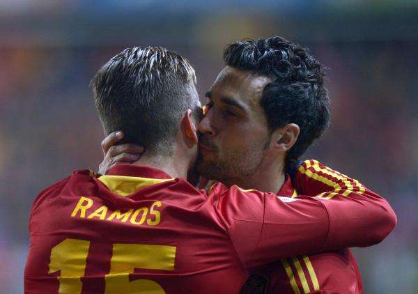 أربيلوا (يمين) وراموس (يسار)